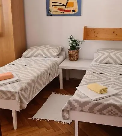 Apartamento Dora *