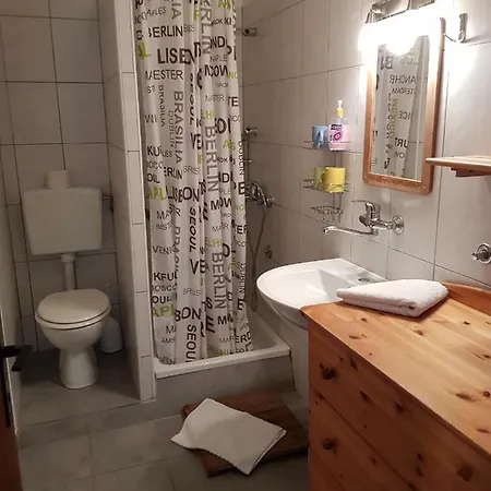 Dora Apartament Pag Town
