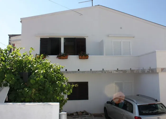 Dora Appartement Pag Town